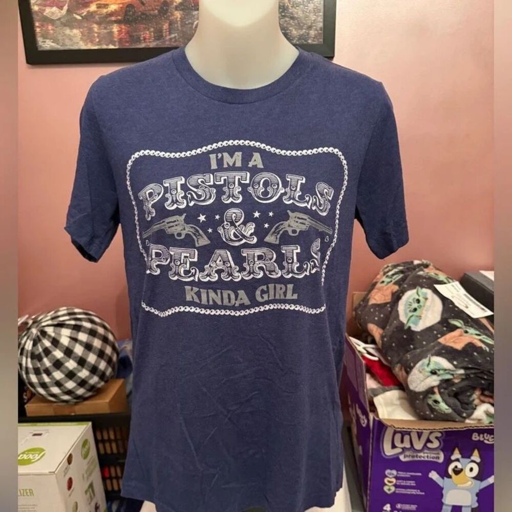 Cheeky’s Boutique Women’s Tshirt Size small